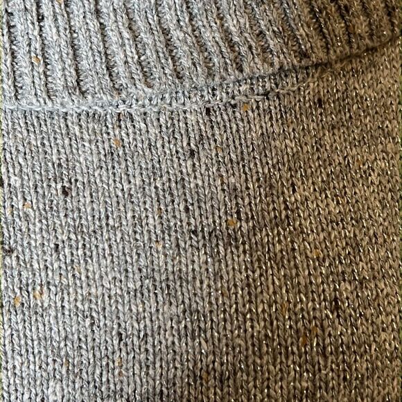 Charter Club size medium grey /metallic sweater cropped sleeves - Picture 5 of 7